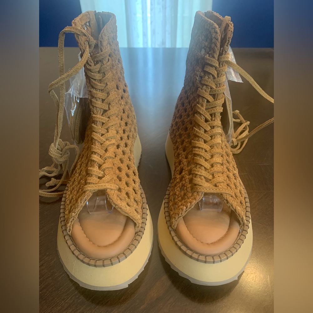 💫HP‼️💫 NIB FREE PEOPLE Luca Lace-up Sandal in Tan, Sizes 6.5 & 8 - Picture 6 of 12